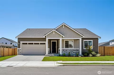 951 Rochelle St #25, Buckley, WA 98321