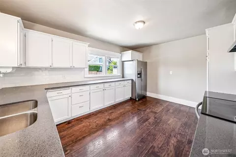 Kitchen - 1306 Main St, Sumner, WA 98390 photo 2 of 3