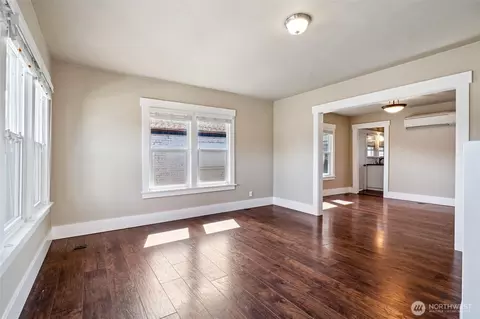 Living - 1306 Main St, Sumner, WA 98390 photo 1 of 4