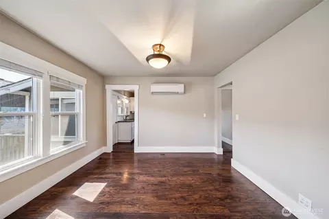 Living - 1306 Main St, Sumner, WA 98390 photo 4 of 4