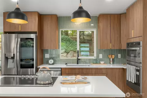 Kitchen - 107 219th Pl SE, Bothell, WA 98021 photo 3 of 5
