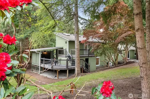 Exterior - 107 219th Pl SE, Bothell, WA 98021 photo 7 of 12
