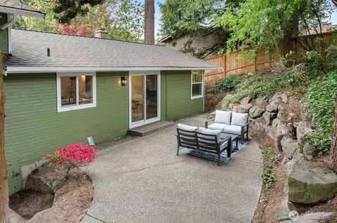 Exterior - 107 219th Pl SE, Bothell, WA 98021 photo 3 of 12