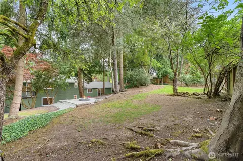 Exterior - 107 219th Pl SE, Bothell, WA 98021 photo 5 of 12