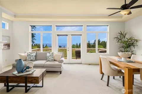 6290 Harbour Heights Pkwy #A3, Mukilteo, WA 98275