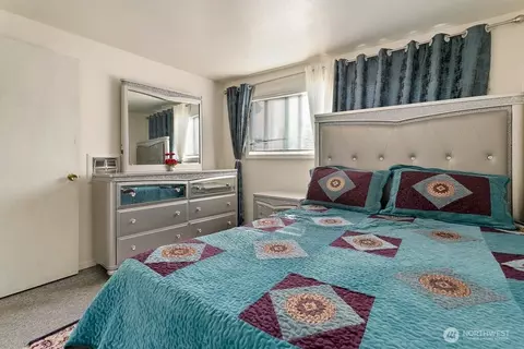 Bedroom - 6113 Rockefeller Ave, Everett, WA 98203 photo 6 of 7