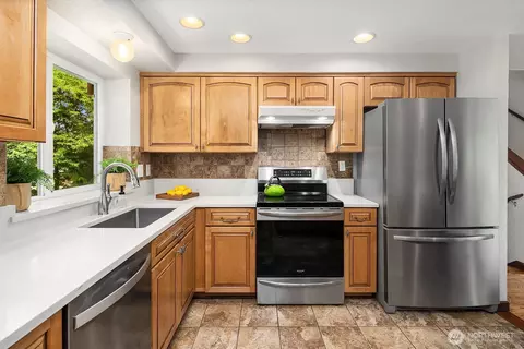 Kitchen - 409 169th St SE, Bothell, WA 98012 photo 3 of 5