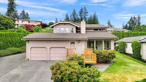 1708 Whatcom St, Bellingham, WA 98229