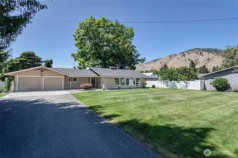 5600 E Cashmere Rd, Cashmere, WA 98815