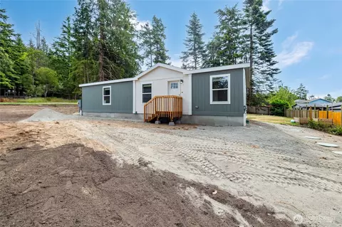 1264 Russell Dr, Coupeville, WA 98239