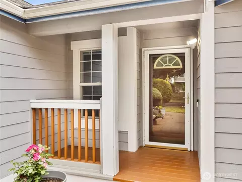 5415 Komachin Loop SE, Lacey, WA 98513