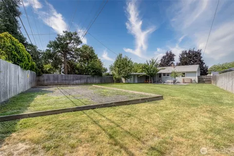 Exterior - 136 Boyer Dr, Walla Walla, WA 99362 photo 5 of 6