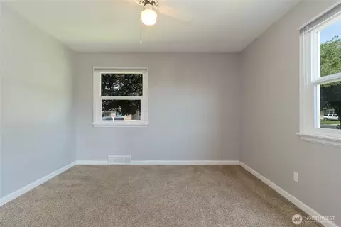 Bedroom - 136 Boyer Dr, Walla Walla, WA 99362 photo 1 of 4