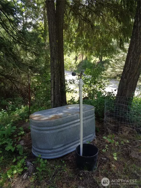 Exterior - 270 W Fork Rd, Conconully, WA 98819 photo 12 of 18