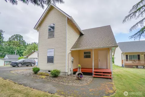 550 N 2nd Pl, Kalama, WA 98625