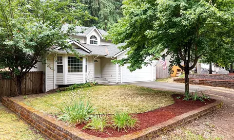 22415 Bluewater Dr SE, Yelm, WA 98597