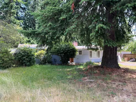 12204 NE 67th St, Kirkland, WA 98033