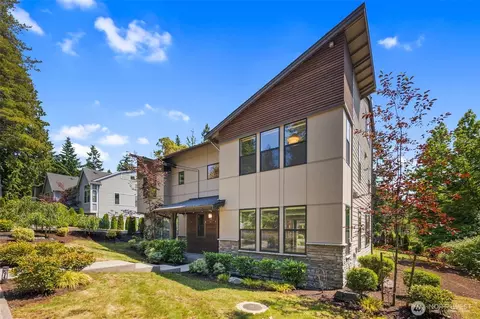 587 155th Pl NE, Bellevue, WA 98007