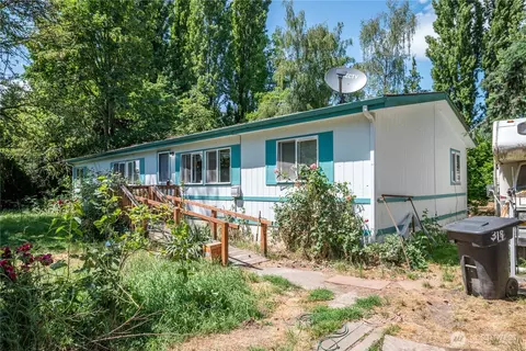 319 Scott Hill Rd, Woodland, WA 98674