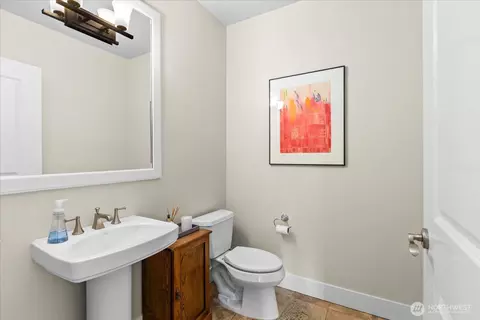 31 Pine St #102, Edmonds, WA 98020 photo 15