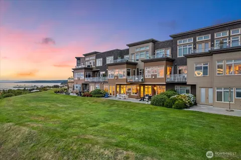 31 Pine St #102, Edmonds, WA 98020 photo 30