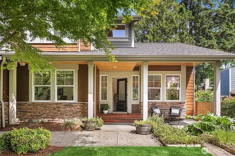 11336 17th Ave NE, Seattle, WA 98125
