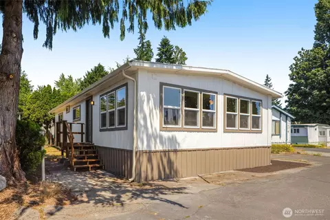 24222 54th Ave W #55, Mountlake Terrace, WA 98043