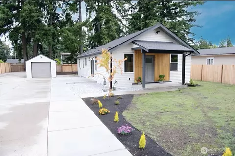 8913 SW Newgrove Ave, Lakewood, WA 98498