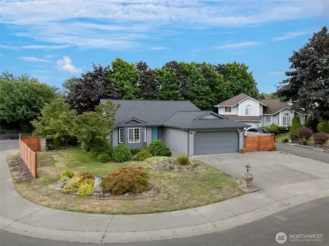 11325 SE 264th Pl, Kent, WA 98030