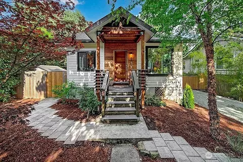 8608 12th Ave SW, Seattle, WA 98106