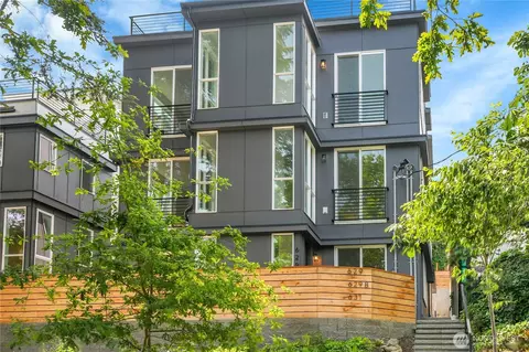 629 W A W Emerson Ave, Seattle, WA 98119