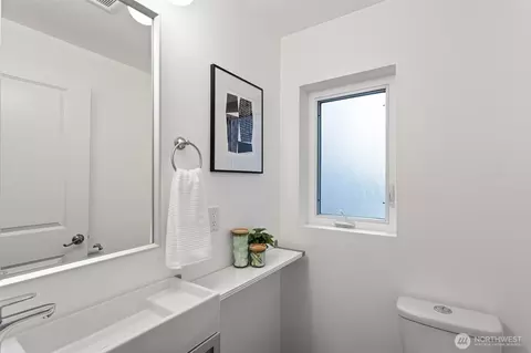 Bath - 1541 18th Ave S, Seattle, WA 98144 photo 1 of 3