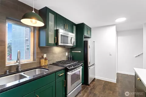 Kitchen - 1541 18th Ave S, Seattle, WA 98144 photo 5 of 5