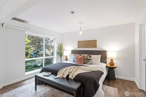 Bedroom - 1541 18th Ave S, Seattle, WA 98144 photo 1 of 4
