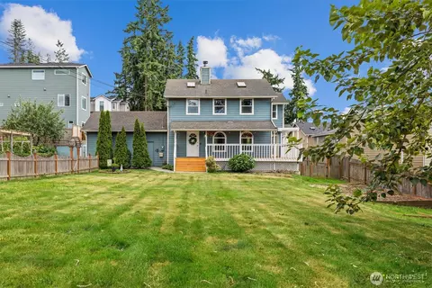 14014 Ash Way, Lynnwood, WA 98087