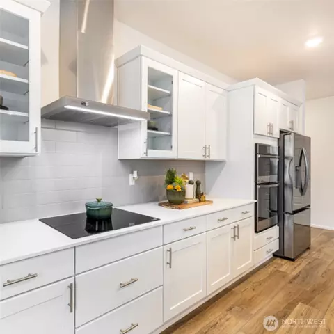 Kitchen - 125 179th St SE, Bothell, WA 98021 photo 4 of 4