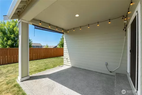 202 Grennan Ln N, Enumclaw, WA 98022 photo 21
