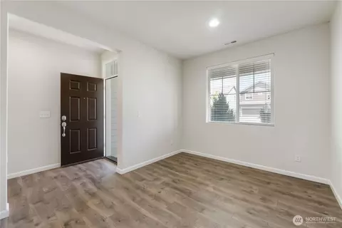 202 Grennan Ln N, Enumclaw, WA 98022 photo 6