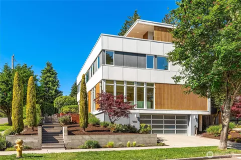 5802 43rd Ave NE, Seattle, WA 98105