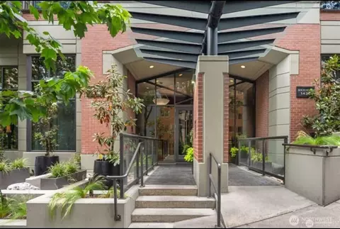 1420 Terry Ave #807, Seattle, WA 98101