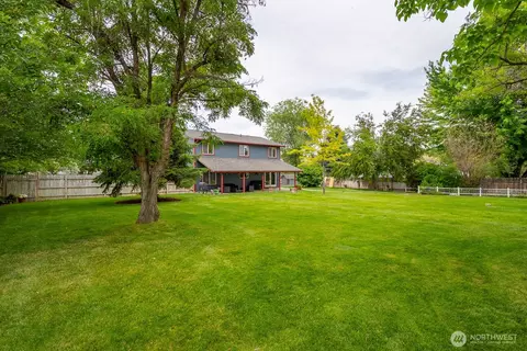 7649 Mcdougal Ave NE, Moses Lake, WA 98837