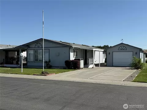 312 S Columbia Center Blvd #69, Kennewick, WA 99336