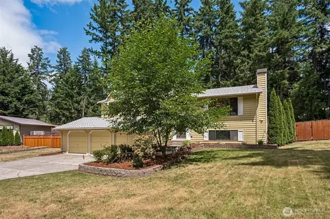 8524 46th Ct NE, Olympia, WA 98516