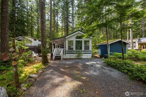83 6 Riverside Dr, Deming, WA 98244