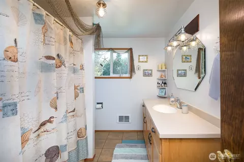 215 Amber Ln, Sequim, WA 98382 photo 18