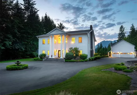 44305 SEdgewick Rd, North Bend, WA 98045