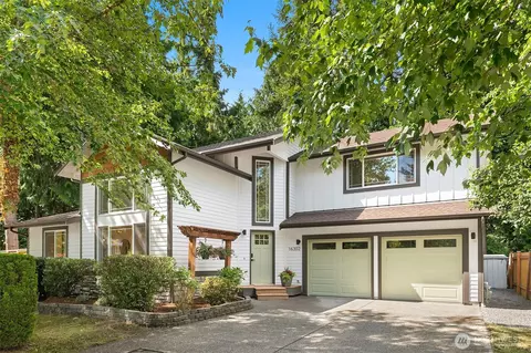 16302 NE 104th St, Redmond, WA 98052