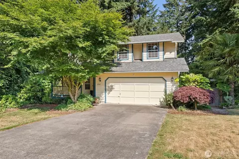 2735 Fordham Ct SE, Lacey, WA 98503