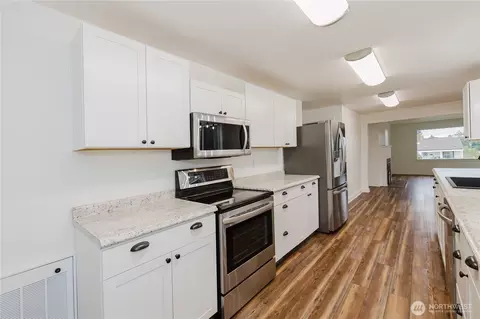 1102 E 33rd St SW, Bremerton, WA 98310 photo 16