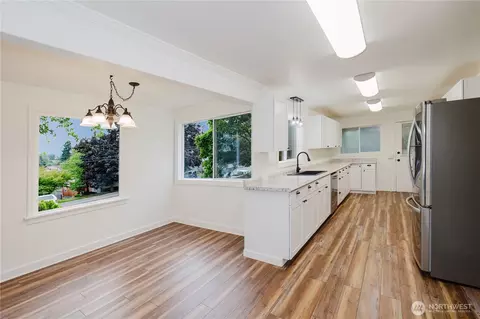 1102 E 33rd St SW, Bremerton, WA 98310 photo 12